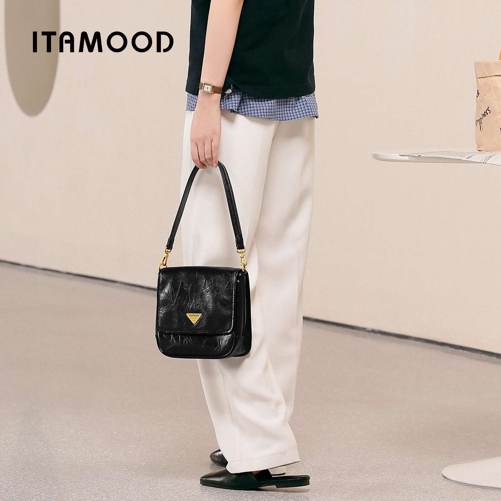 ITAMOOD Vintage-Style Shoulder Bag With Adjustable Strap 2-Layer Cowhide Leather Water-Resistant Magnetic Closure