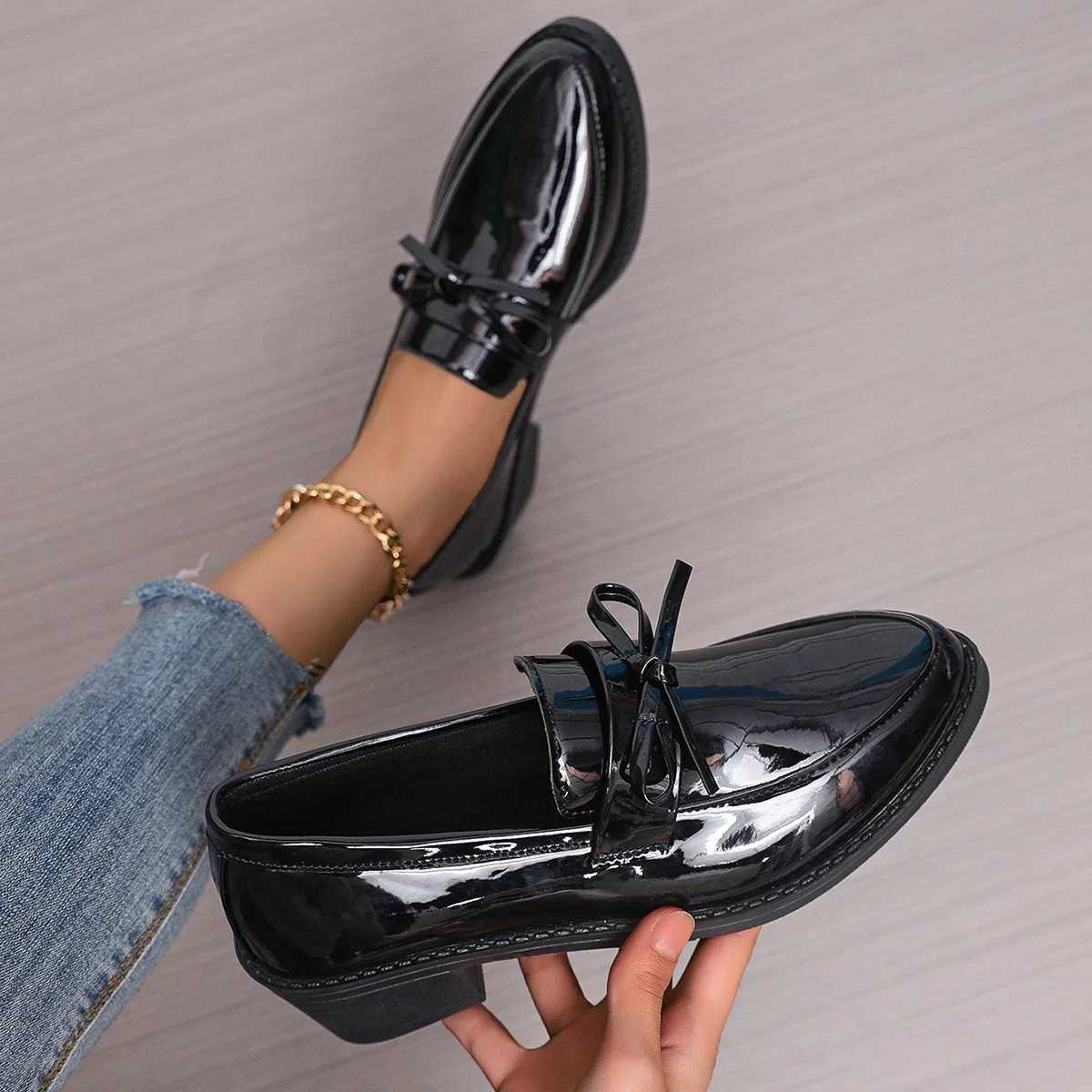 PU Leather Womens Shoes 2025 Spring Pointed Toe Slip- Womens Casual Loafers Elegant Bow Office Med Heel Shoes Womens ShoesXJ250319