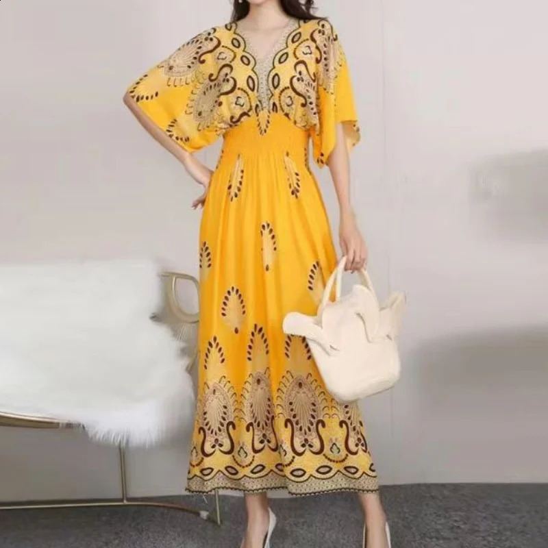 Womens Vneck Short sleeved Dress Elegant Sweet Printed Casual Retro Bohemian Elastic Waist ALine 250319