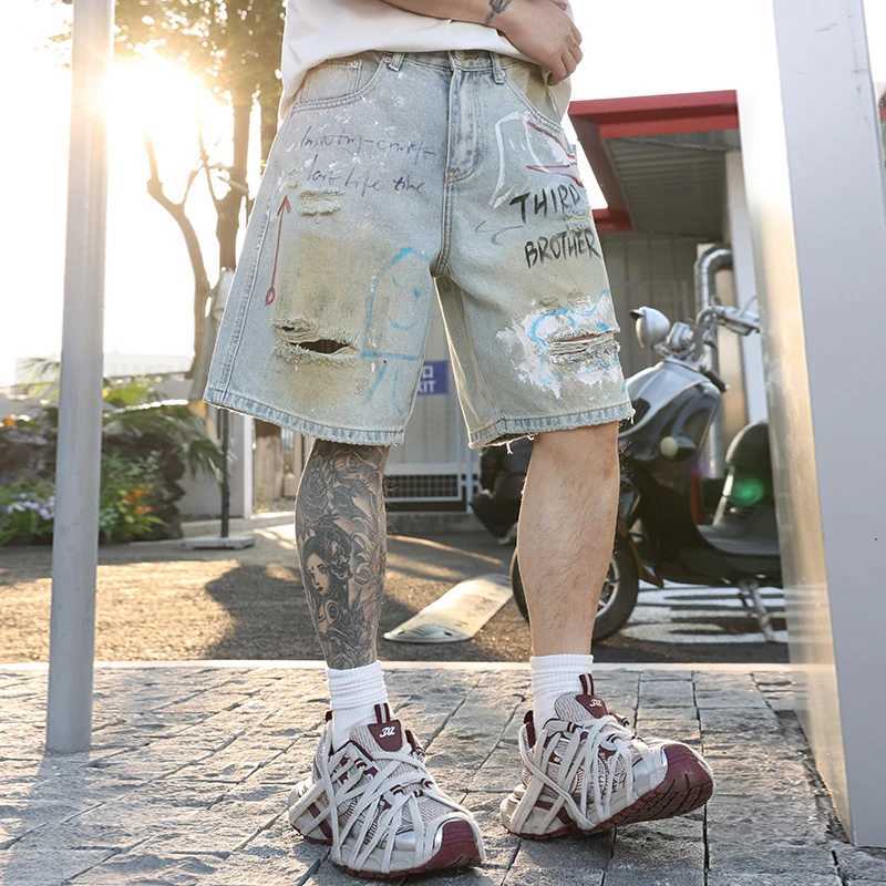 3505 Summer US High end Trend Graffiti Printed Hole Loose Full Match Jeans Shorts Mens Pants W250319