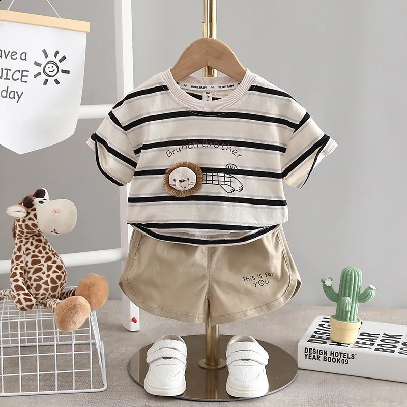 Boys Striped Casual Outfit Round Neck T-shirt Shorts Kids Summer Clothes Sets 250319