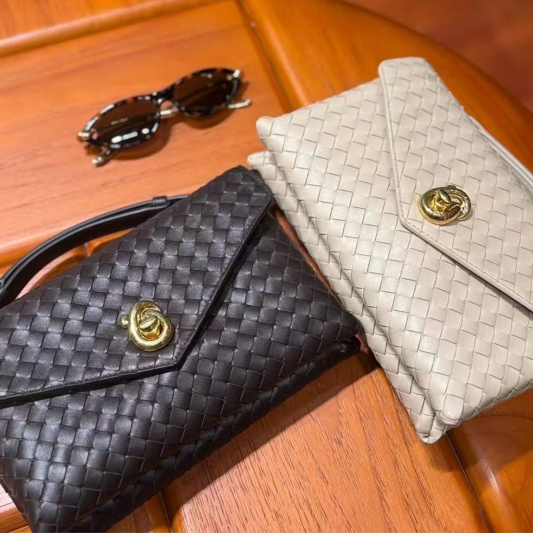 Top quality Womens handbag Shoulder woven beach bag Designer Evening Bags Weaving Clutch bag Luxury wallet 11 New Messenger bag Fashion man Crossbody lady tote Bags