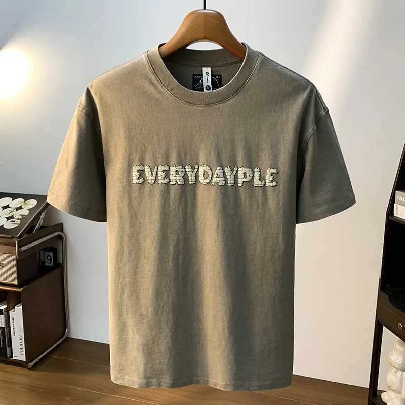 Retro retro short sleeved T-shirt suitable for mens spring and summer casual American fashion brand printed round neck topT250318