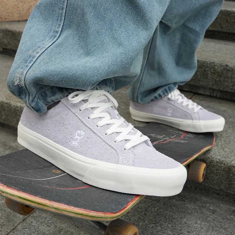 Mens hair suede casual sports shoes Joiints designer skateboarding shoes high-end cfortable sports walking shoes Y250318