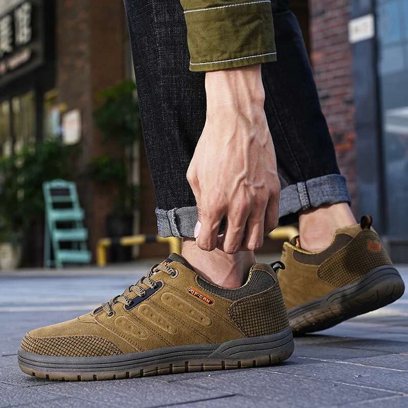2025 new classic style hiking lace up men's sports shoes, wear-resistant, outdoor jogging, hiking designer, fashionable sports shoes, camping