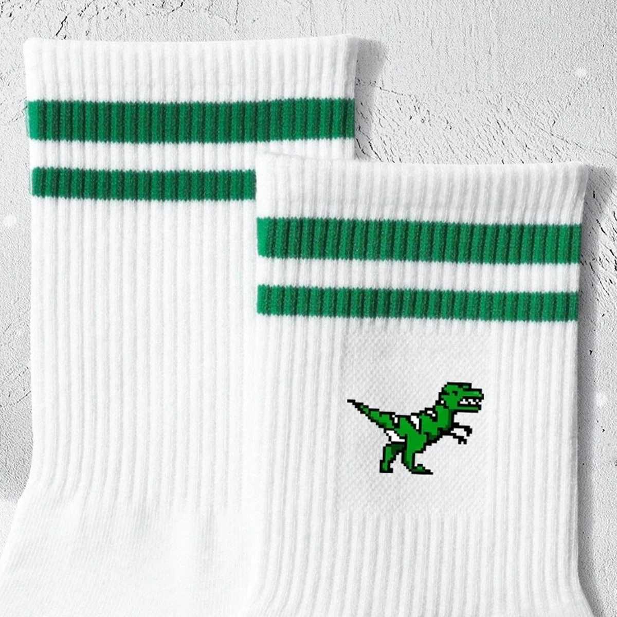 Mens and womens green striped cartoon dinosaur cute and comfortable socks breathable sweat absorbing deodorant crew socks X250319