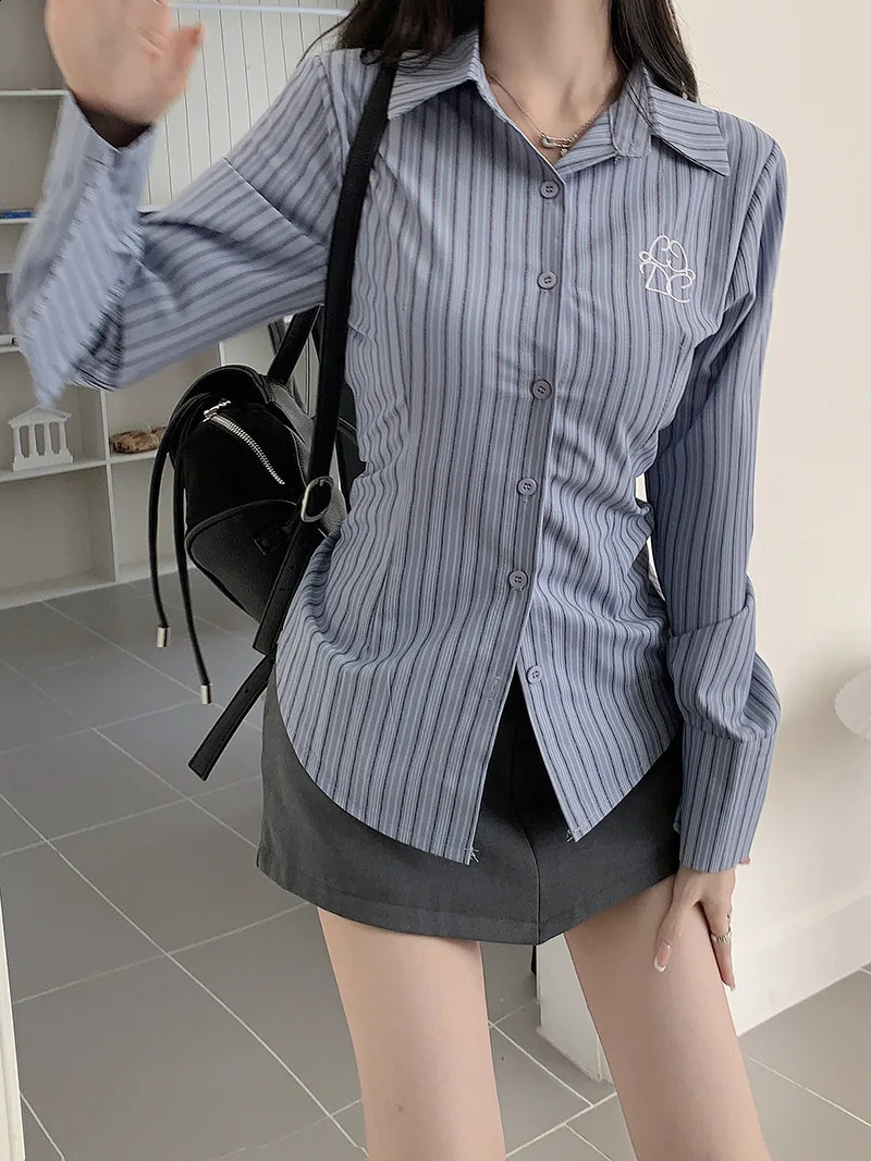 Blue striped long sleeved shirt slim waist pleated Korean fashion womens highend n sexy spicy girl 250319