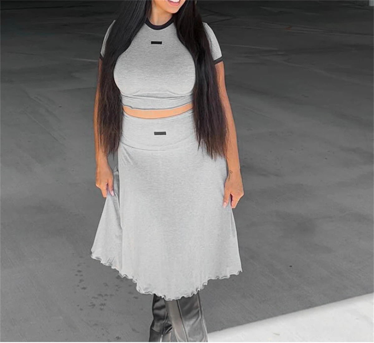 Leisure Basic 2piece Set Womens Oneck Short sleeved Top High Waist Skiing SpringSummer Clothing Street 250318