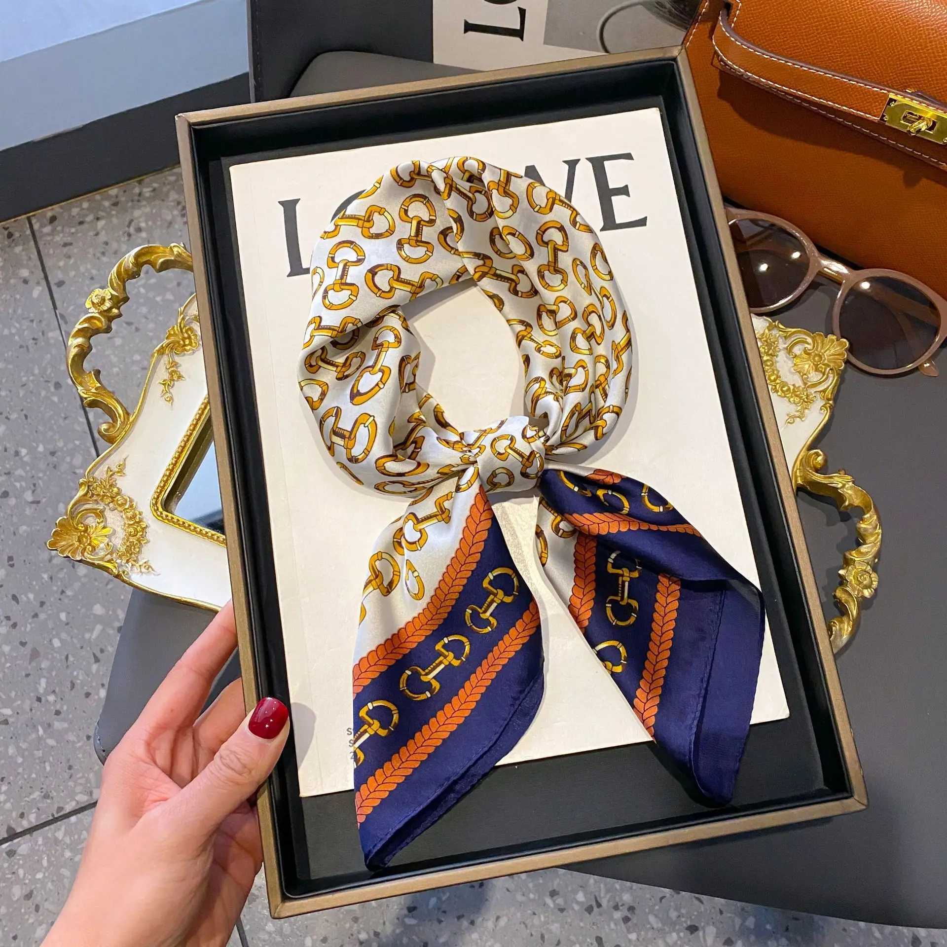 Fashion Stripes Satin Neckerchief Luxury Ladies Imitation Silk Square Scarf Breathable Bandana Wrap Wens Bandana X250319