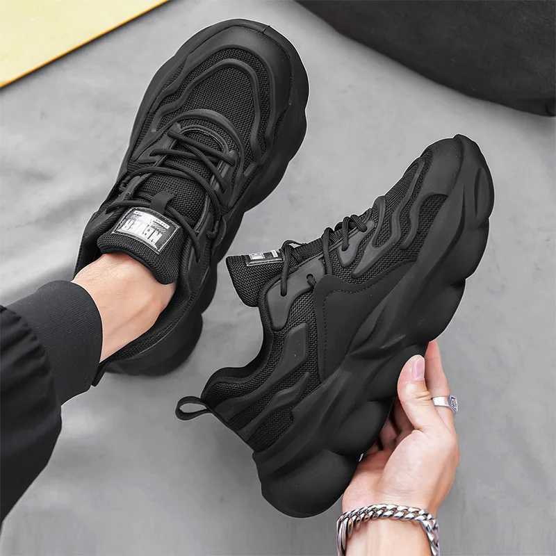Mens Fashion Trend Breathable Dad Casual Shoes Spring New Mens Simple and Lightweight Sports Shoes Mesh Running Shoes sneakers Z250319