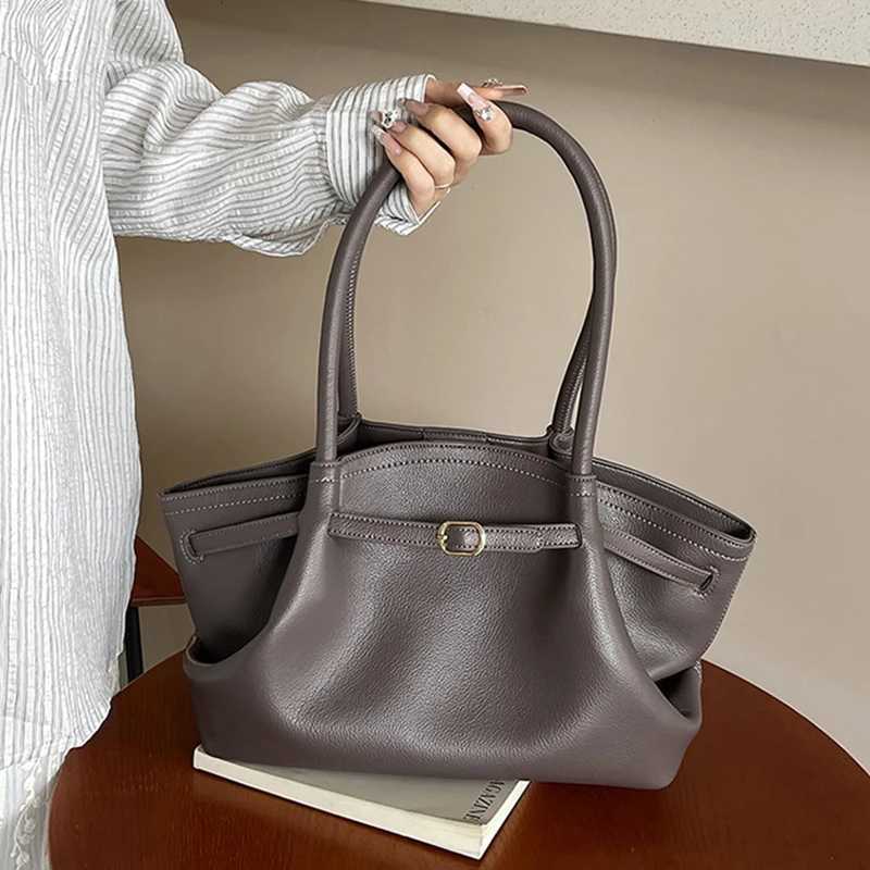 Luxury Brand Large Capaci Underarm Shoder Bag Cmuter Bag Pu Handbag Western Sle Minimalist Sle One-shoder Basket Bag Z250318