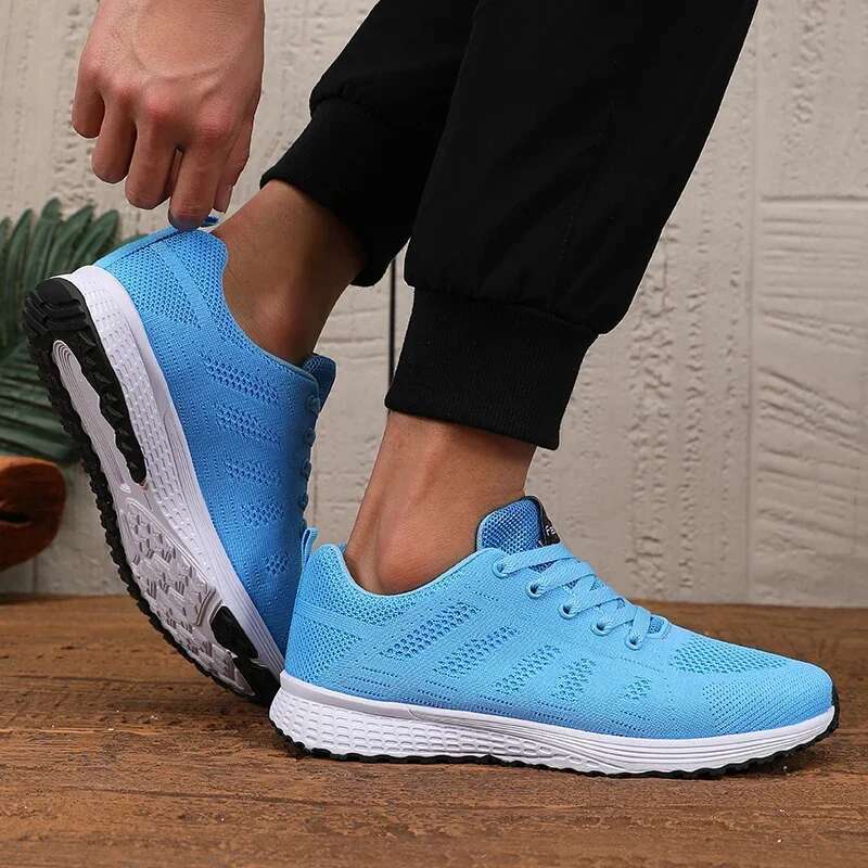 2025 New Men's Colorful Designer Fashion Luxury Design Lightweight, Breathable, Comfortable, Durable Mesh Training Sneakers