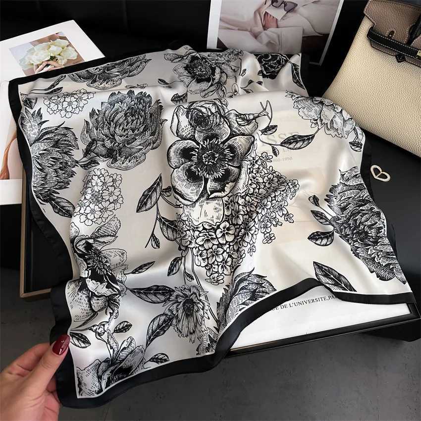 Black and white scarf 70X70cm square silk scarf classic retro printed scarf Kerchief Popar silk scarf strap set scarf X250319