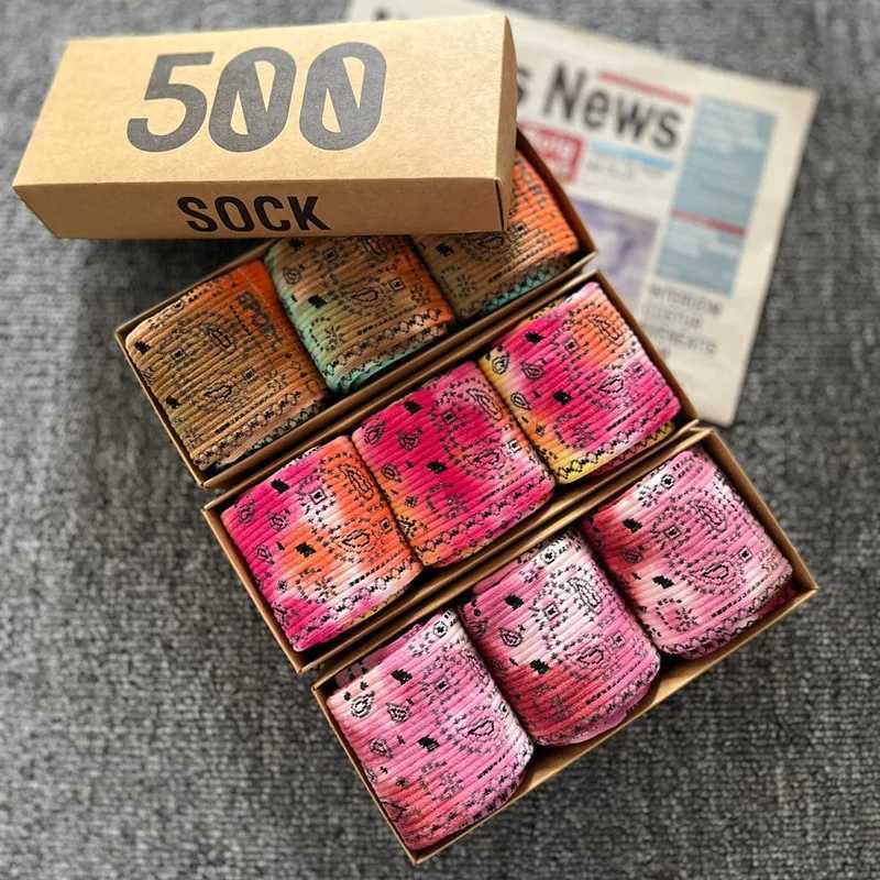 3 pairs of gift box tie dyed colored cotton socks with medium waistband and fruit flower sports socks X250319