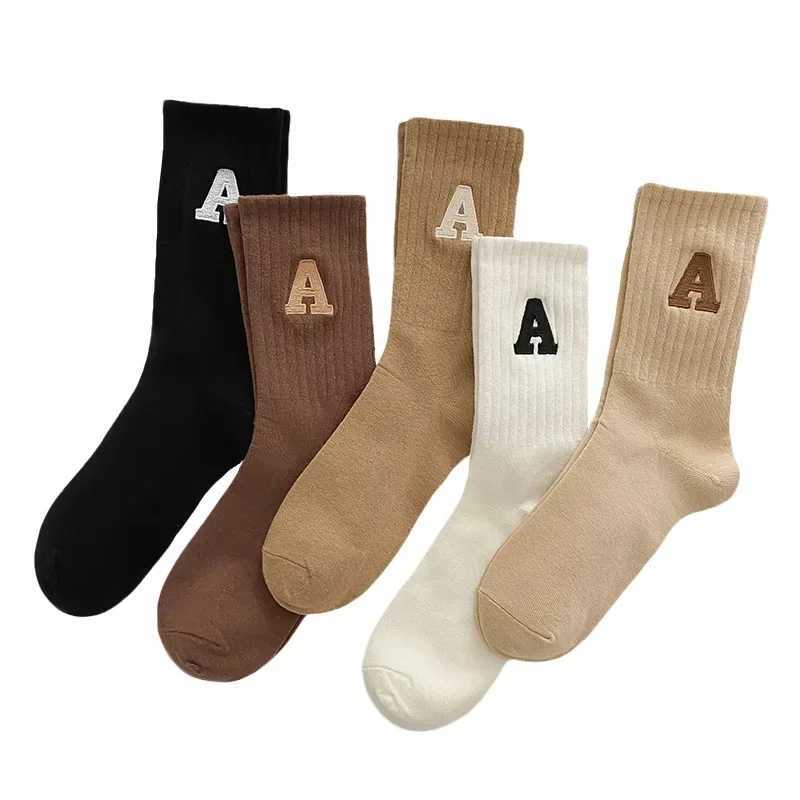 Womens Cotton Socks White Socks Embroidered with Letter A Solid Color Sports Socks Cotton Autumn and Winter X250319
