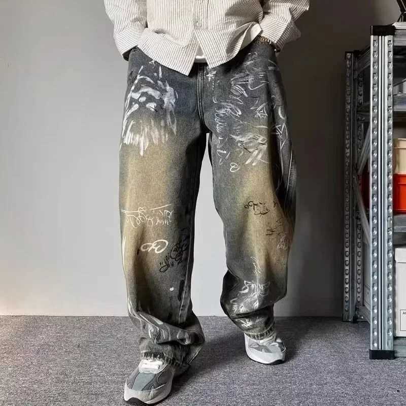 New graffiti printed mens luggage jeans Y2K retro Distressed blue Harajuku jeans High Street straight leg jeansT250319