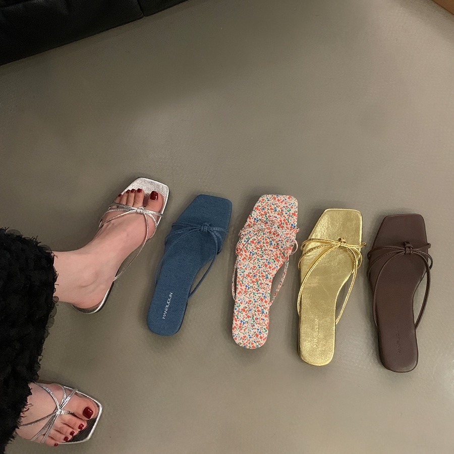 French Style Designer Slippers, Women's Sandal Outdoor Scatter Shoes, Wearing A Luxurious Feeling 2025 Summer New Silver Flat Slippers With Skirt