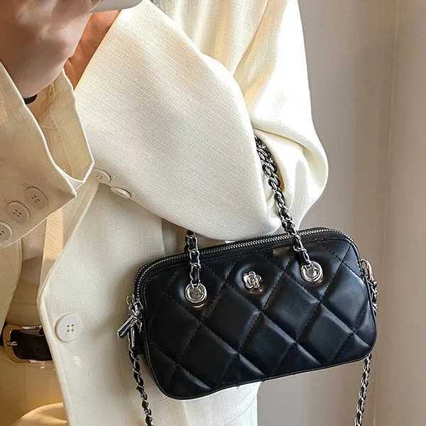 Xiaoxiangfeng Camellia Rhombus Crossbody Bag Womens 2024 New Fashion Versatile Shoulder Bag Commuter Handbag Y250319