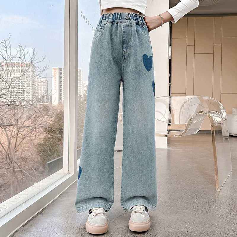 Fashion girl heart-shaped pattern jeans spring children wide leg Trouser childrens casual Korean version loose jeans 120-170cmT250326