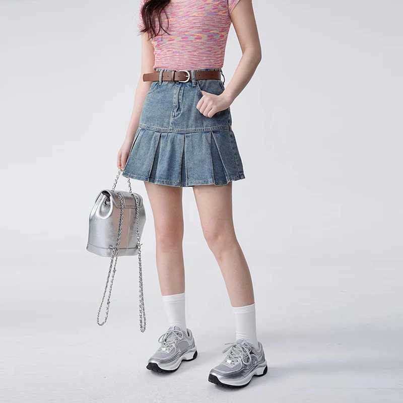 Womens Short Folded Skiing 2024 Summer New College Style High Waist A-Line Short Denim Leather Fashion Blue Denim LeatherXJ250320