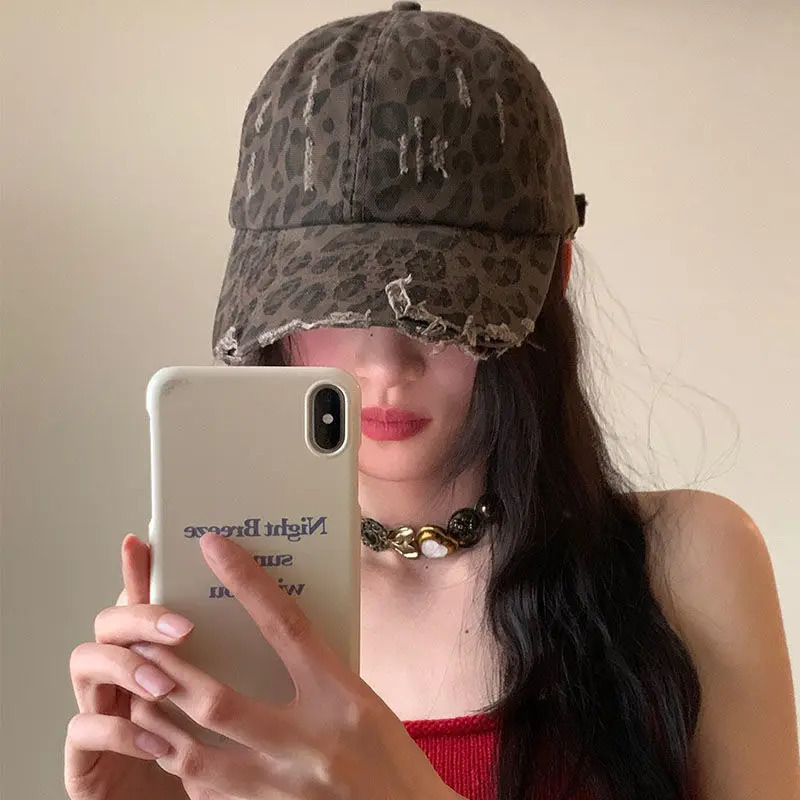 Womens Leopard Print Baseball Cap Female Trendy Accessories Retro American Fashion Sweet Girl Autumn 250320