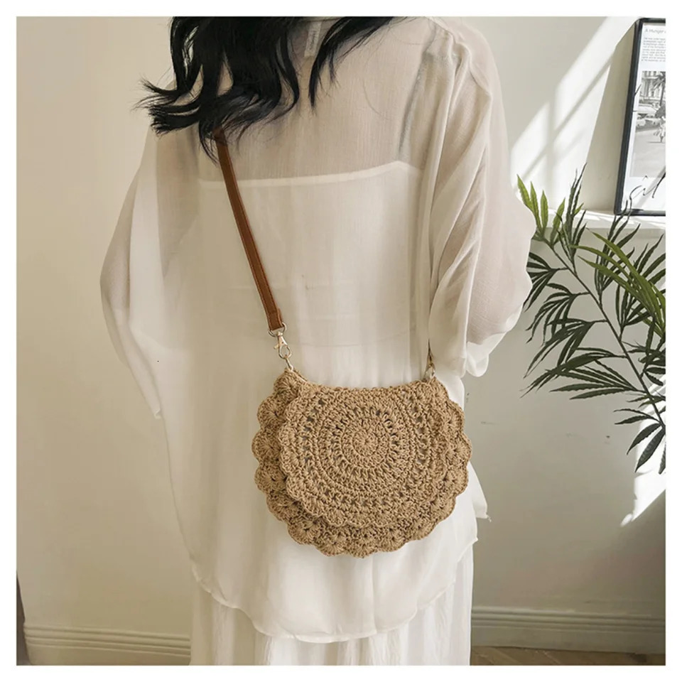 Fashion Hollow Woven Shoulder Bag For Women Handmade Cotton Thread Crochet Crossbody Bag Summer Beach Bag Flip Button Handbag 250314