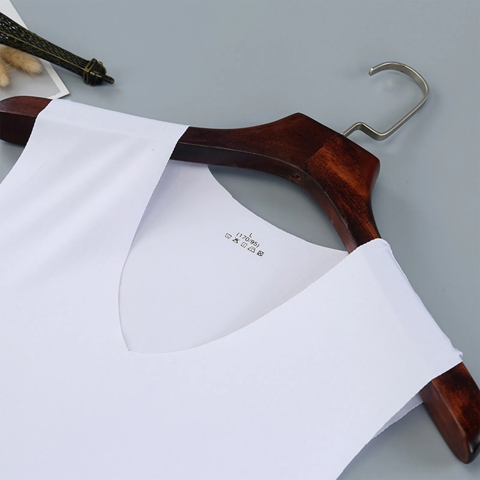 Top seamless mens tank tops sleeveless sports bodysuits dresses plain casual summer Vneck underwear cool gym 250319