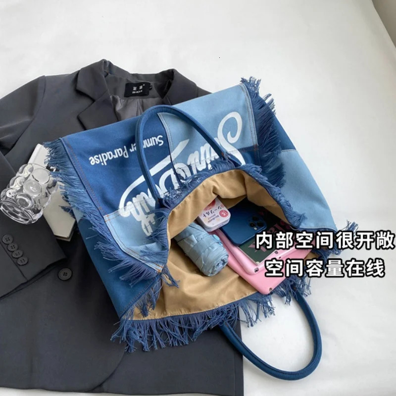 Summer Selling Canvas Solid Color Womens Bag Large Capacity Printed Letter Tassel Splicing High-quality Handbag 250314