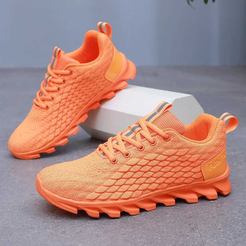 Hot Sale Knit Mens Running Shoes Outdoor Breathable Casual Sports Shoes Men Fashion Orange Non-slip Lightweight Sneakers MaleW250320