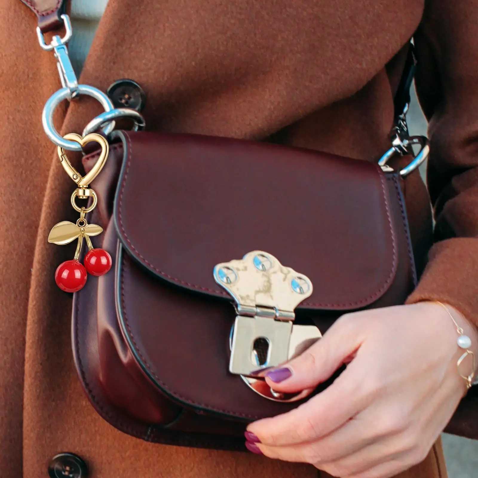 Cute Charm Cherry Keychain Bag Handbag Pendant Christmas Gift Car Key Accessories Gold Leaf Fashion Decoration KeyringXJ250319