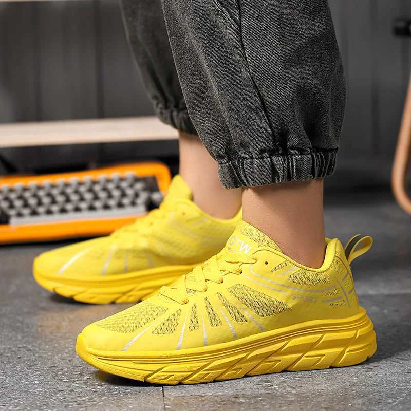 Yellow mens sports shoes summer sales 2025 casual running shoes mens breathable lightweight sports shoes mens platform coaching machine mens sports sh