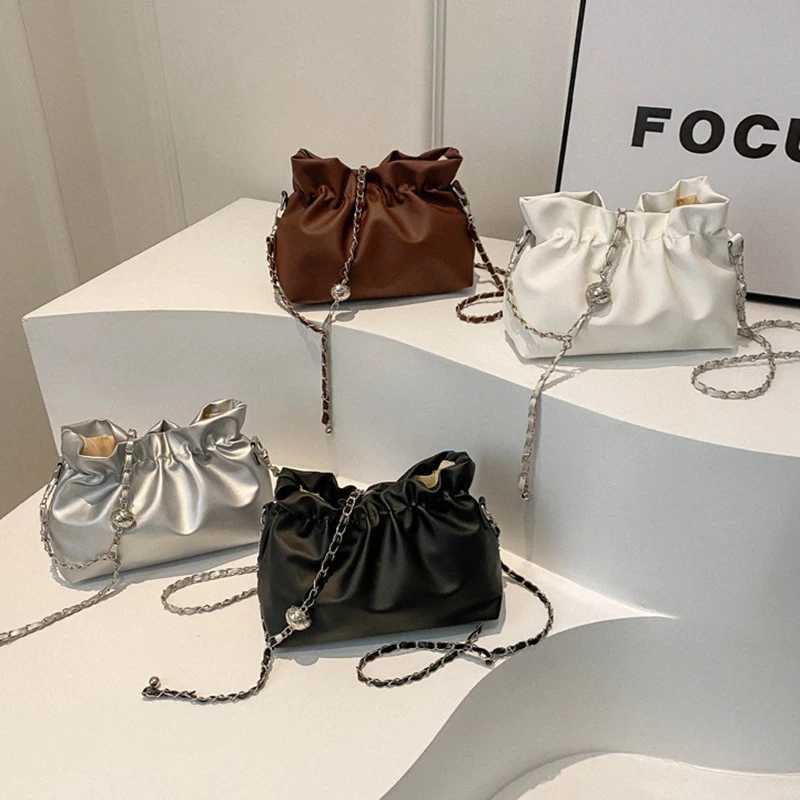 Womens Chain Bag Fashion Edition Classic Solid Color Cross Body Bag Drstring Shoulder Bag Silver Bucket Bag Y250319