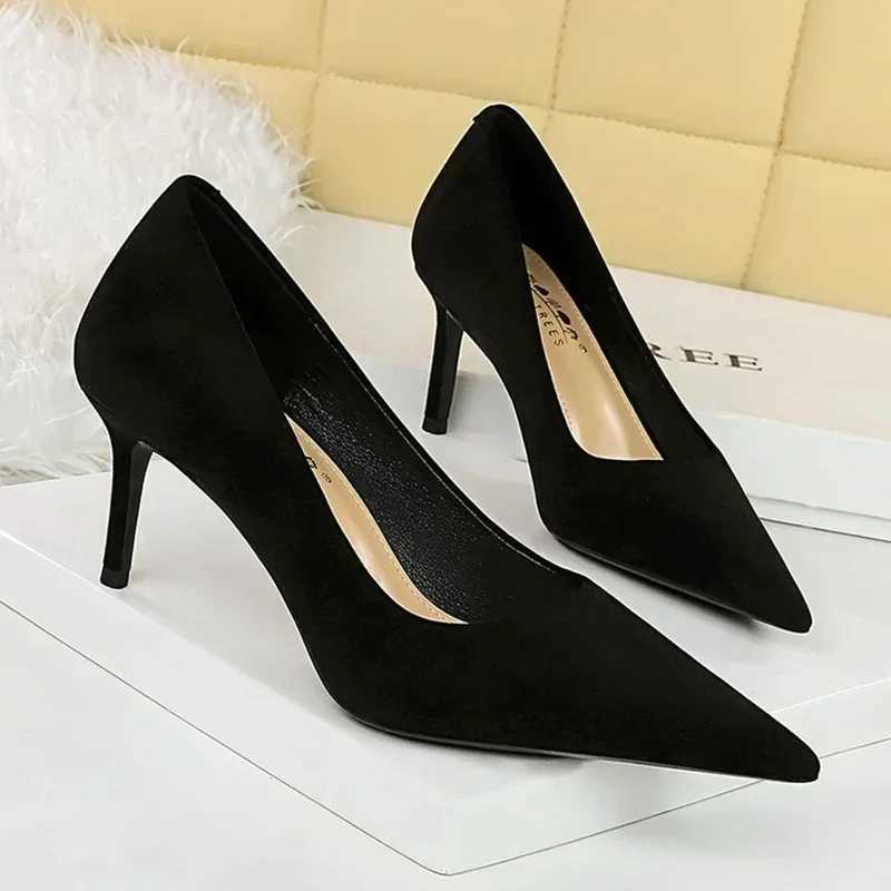 New temperature simple grammar disposable mud pump elegant 7cm thin high H-point toe womens shoes plus size Y250319