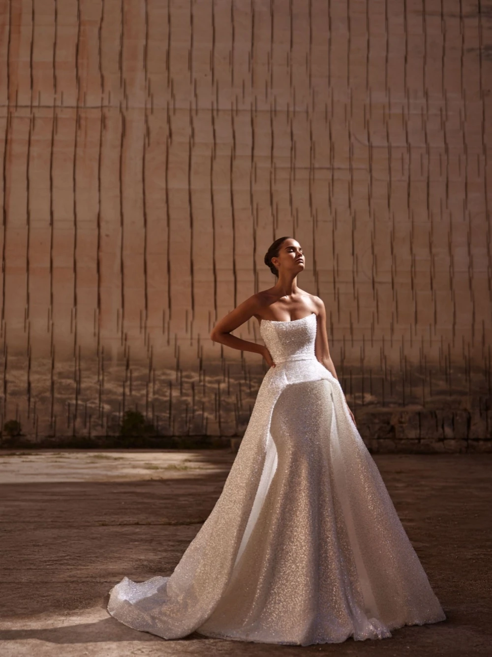 Simple Mermaid Wedding Dress Strapless Sleeveless Backless Bridal Gowns Sequins Detachable Train Dresses Custom Made vestidos de novia