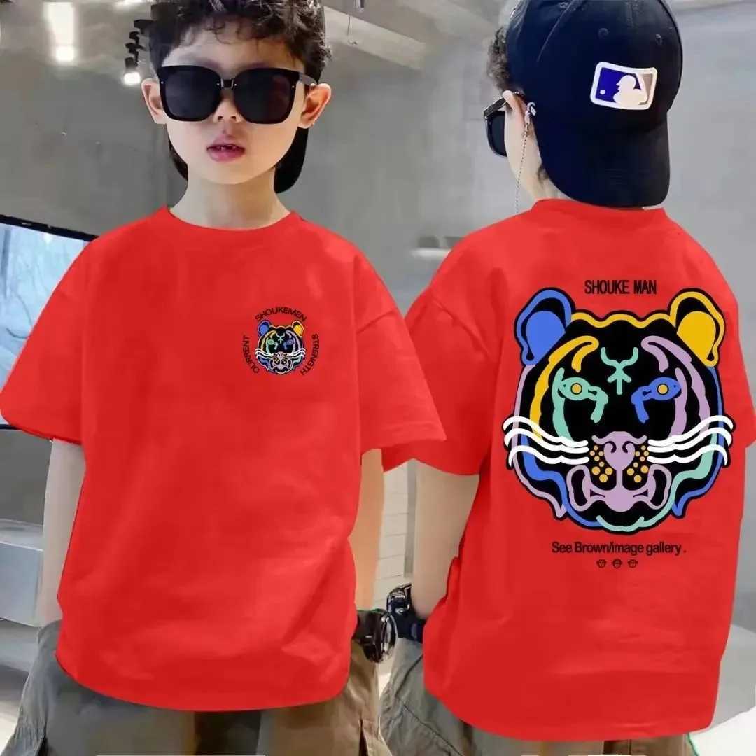 Boys 100% cotton T-shirt summer cartoon graffiti lion print girls T-shirt short sleeved childrens top high-quality childrens clothingT250320