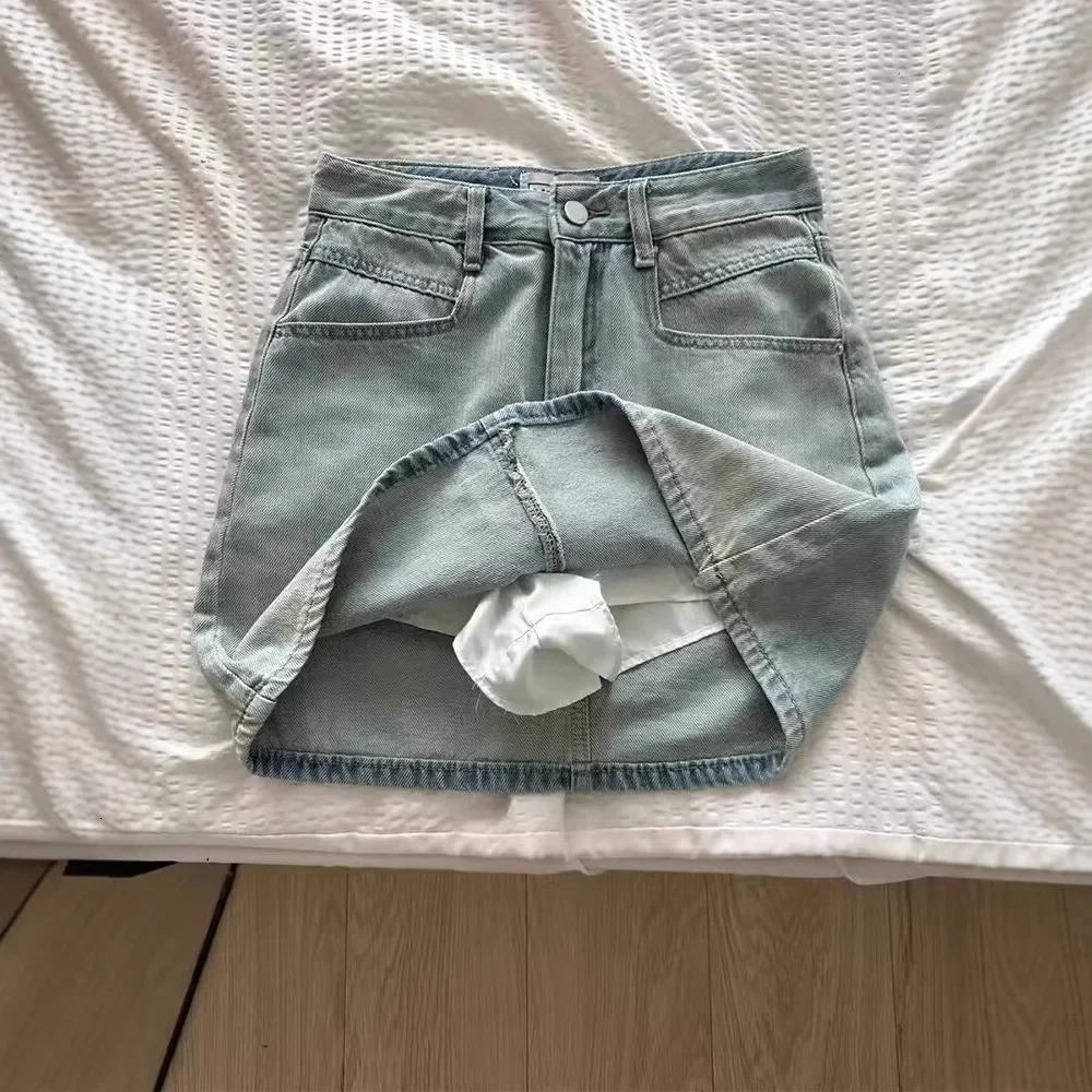Vintage American Style Plus Size Denim Skirt For Women Loose Fit Slimming High Waist Hip Hugging A- Line Short Spring Autumn 250320