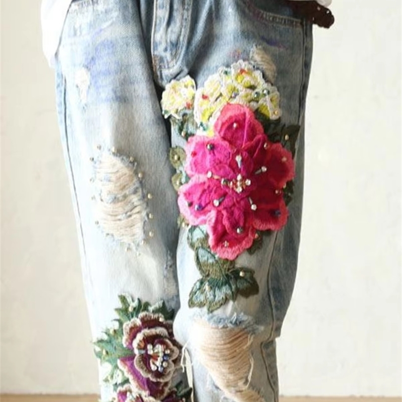 Plus Size Womens Floral Embroidery Jeans Hollow Out Ripped Pearl Decor Y2K Vintage Denim Trousers Retro Pencil Jeans 250319