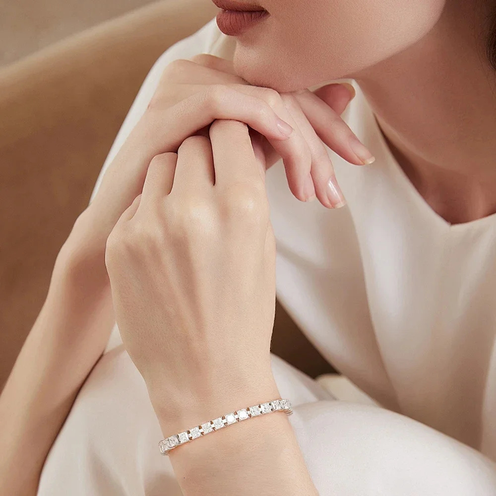FEOBUR S925 Sterling Silver 4mm Princess Cut Moissanite Tennis Bracelets with Certificates Diamond Bangle for Women GRA Jewelry