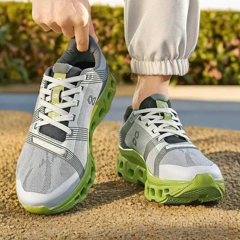2025 new high-quality breathable summer sports shoes casual sports shoes mens outdoor running shoesW250320