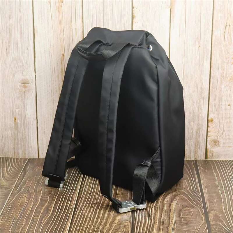 Hot Ins All Seasons 1017 Alyx 9sm Backpacks Men Women Black Outdoor Travel Metal Socket Letter Zipper Opening Nylon Bags