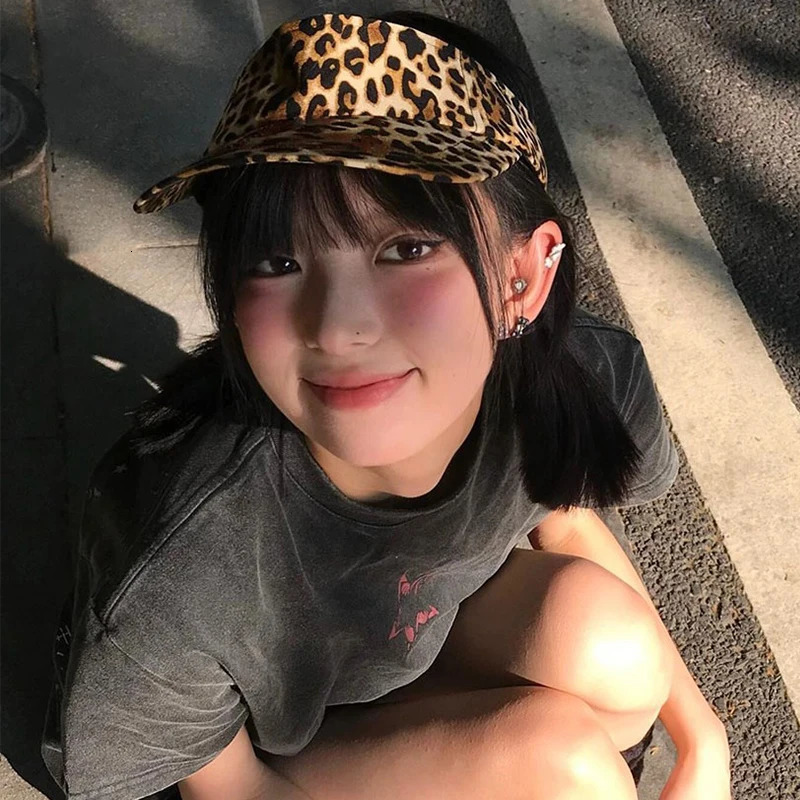 Vintage Leopard Print Sunshade Hat for Women Summer Sports Tennis Golf Hats Outdoor Breathable Empty Top Sun Visors 250320