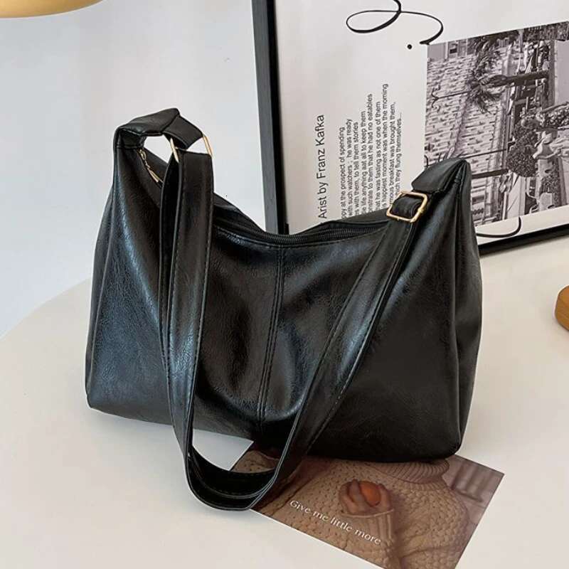 PU Leather Commuter Fashion Vintage Casual Tote Bag Maillard Stylish Crossbody Bags For Women Texture Large Capacity Temperament