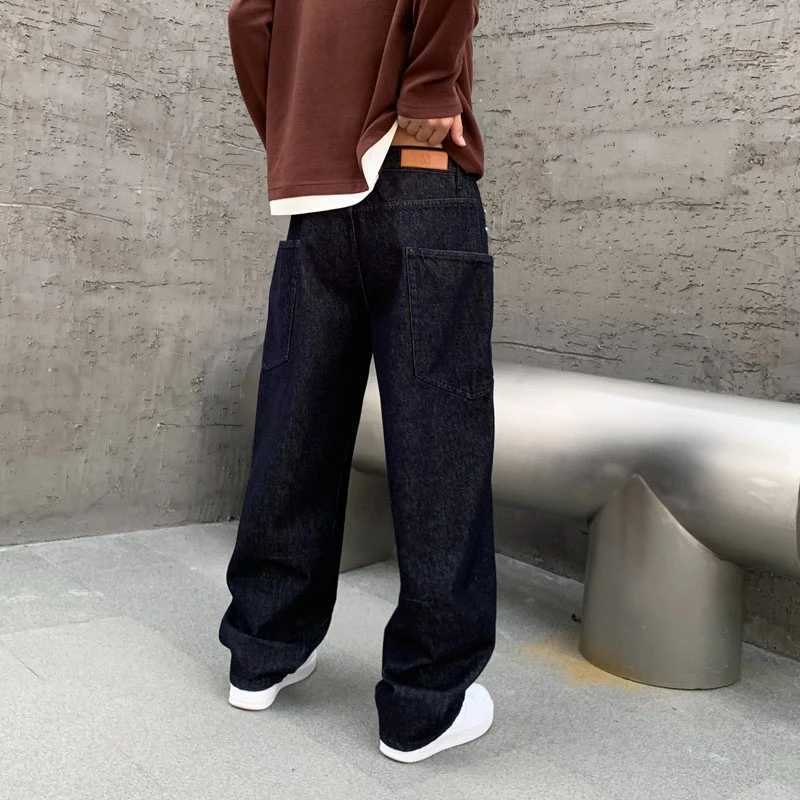 Durable black denim jeans mens flat wide legs pockets denim bottom mens classic work pantsT250319