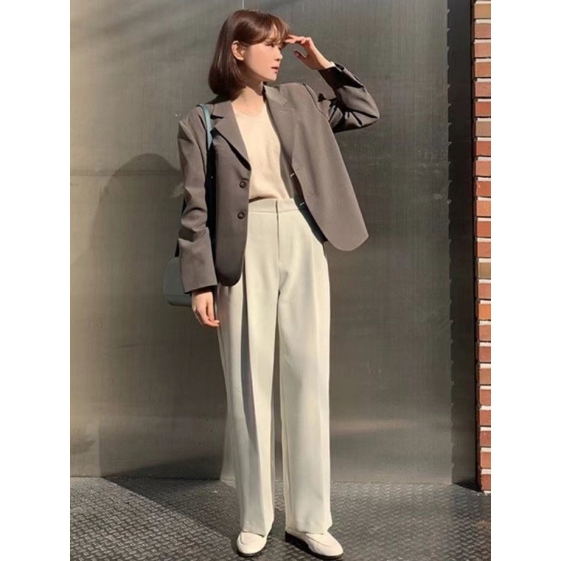 H3181Elegant British Inspired Grey Blazer Set - Perfect for Spring and Autumn Wear