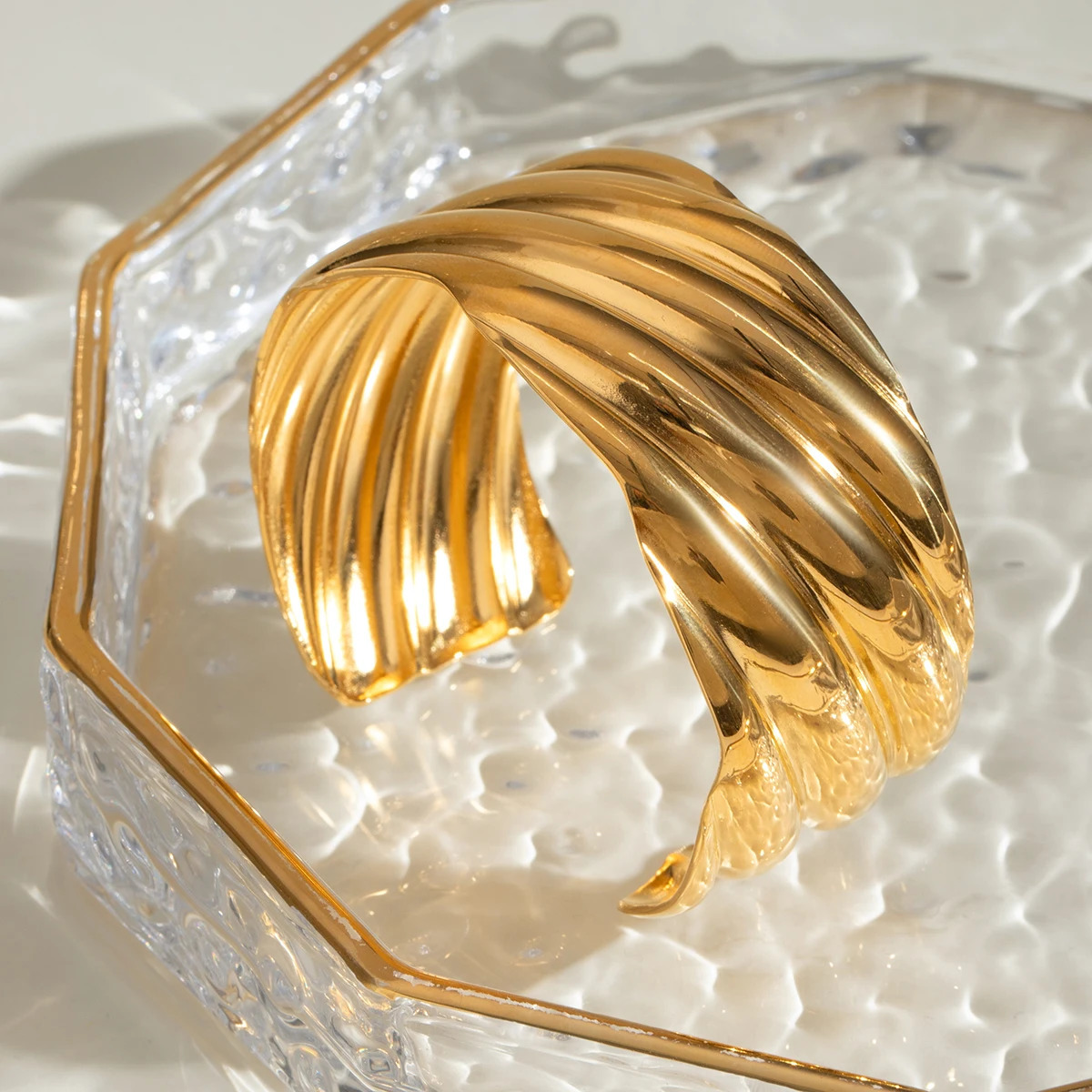 Exaggerated 18k Gold Plated Stainless Steel Corrugated Simple Open Bangle Cuff Bracelet Bijoux Femme Waterproof Jewelry 250320