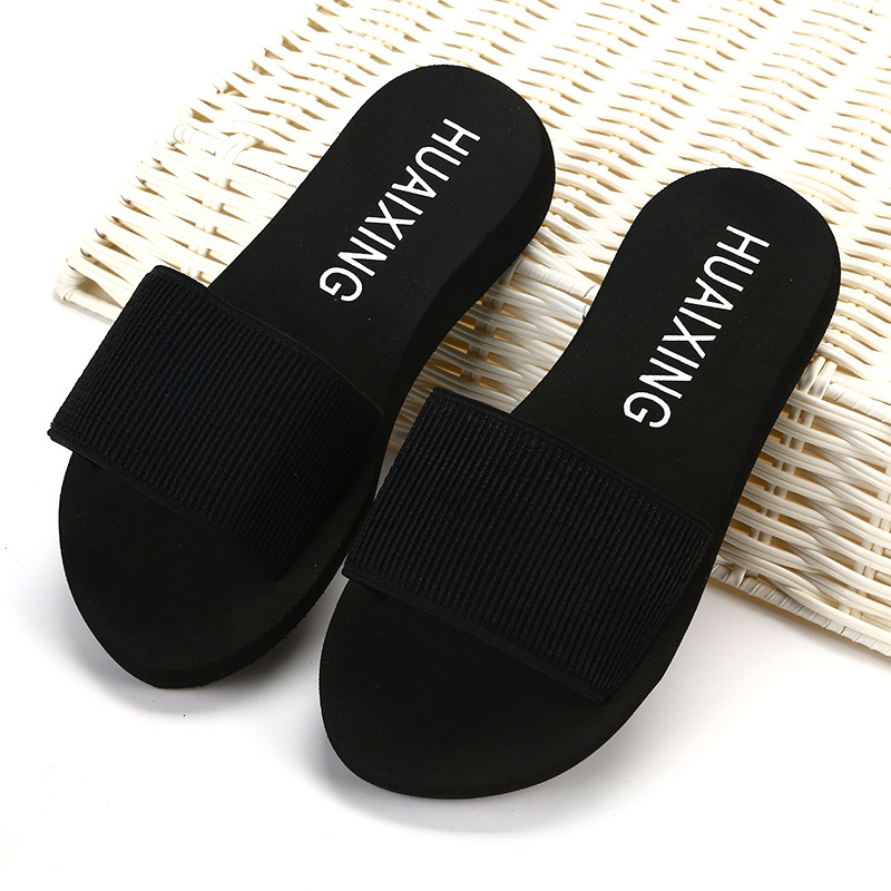 2025 Summer New Cool for Women Anti slip and Wear resistant Beach Shoes Elastic Thick Bottom One Word Slipper