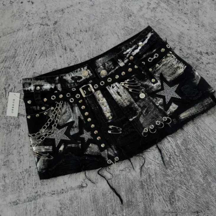 American Gothic Embroidery Fashion Rivet Decoration Hot Girl Skiing Female New Denim Skiing Y2k Personalized Short Leather BiggorangXJ250320