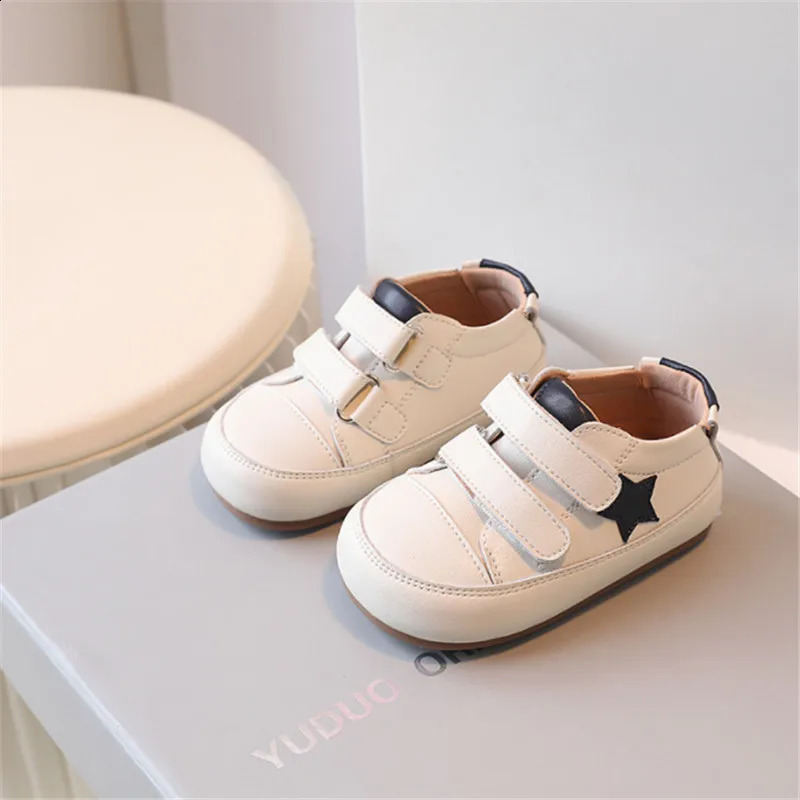 0-5 Years Baby Shoes Microfiber Leather Toddler Boys Barefoot Shoe Star Soft Sole Girls Outdoor Tennis Fashion Kids Sneakers 250319