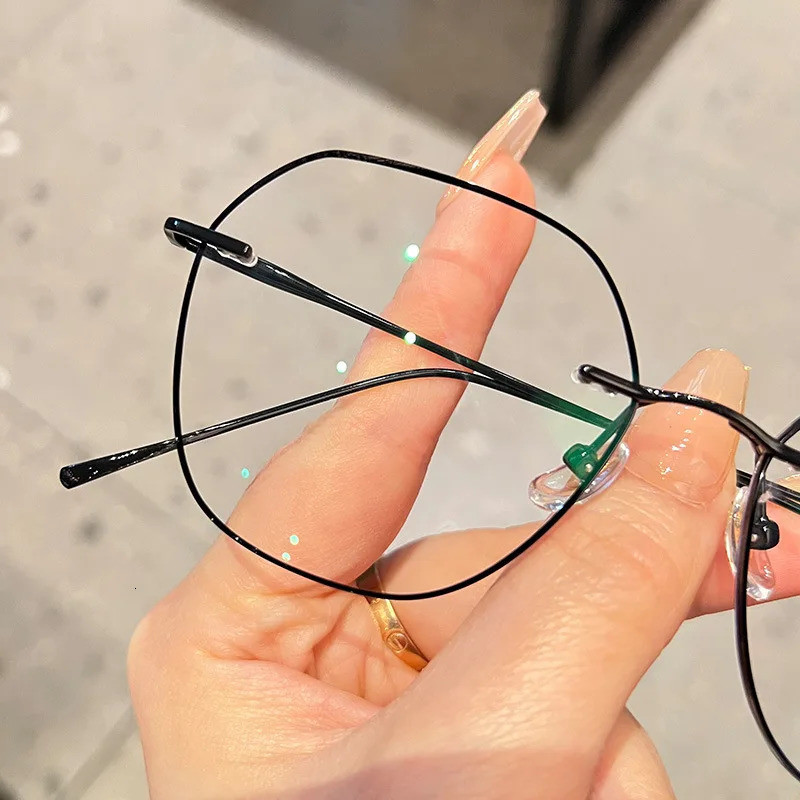 ZIROSAT 8925-B Tint Lenses Myopia Glasses Reading Glasses Rimless Glasses Frame for Men or Women 250228