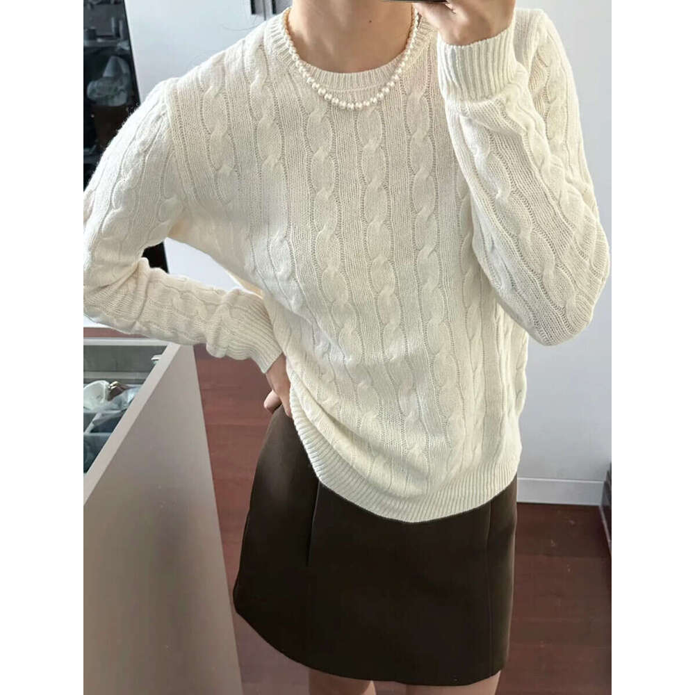 Cashmere Womens Designer Brand Retro Pullover Classic Embroidery Crew Neck Casual Sports Fashion POLO Sweater